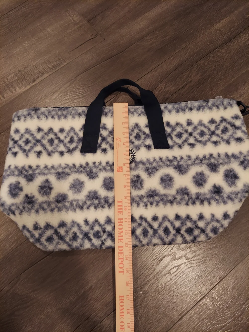 NWT Victoria's Secret PINK Cozy Plush Weekender Bag - Fair Isle Sherpa - Picture 5 of 7